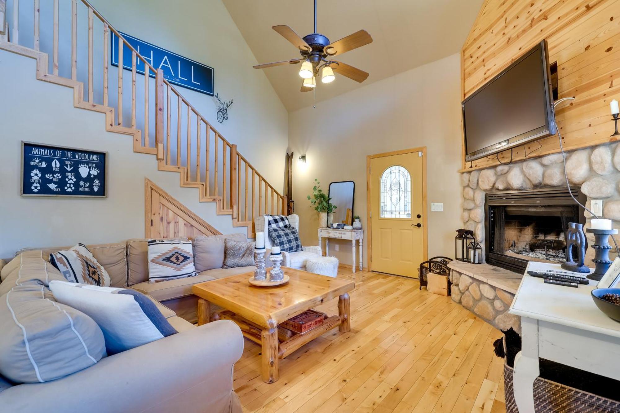 Dog-Friendly Nutrioso Cabin With Wraparound Porch! Екстериор снимка